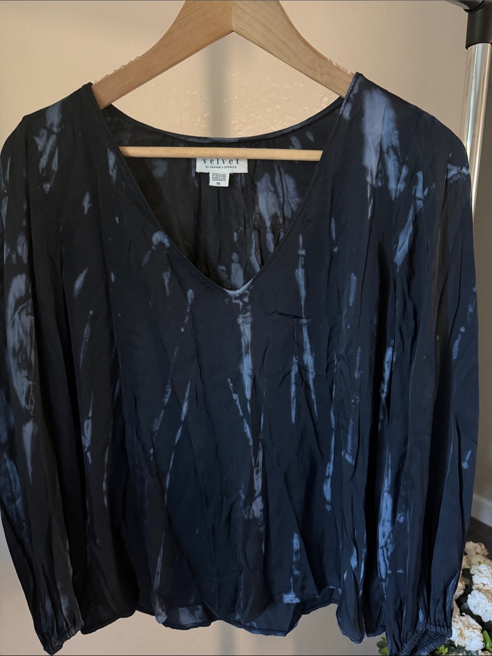 Velvet by Graham & Spencer Navy and Light Blue V-Neck Tie-Dye Blouse